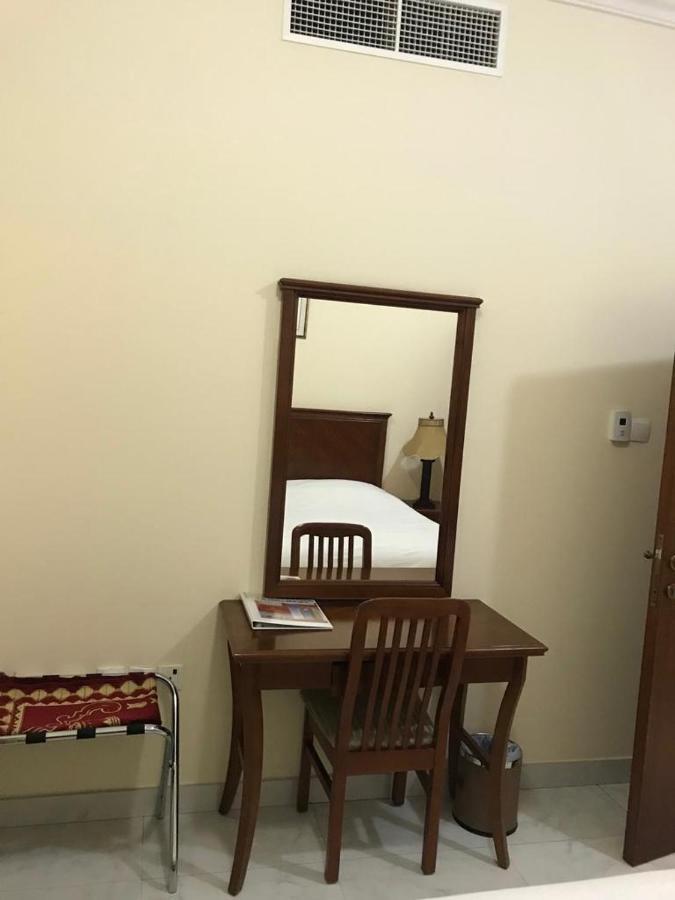 Al Majarah Residence Sharjah Ngoại thất bức ảnh
